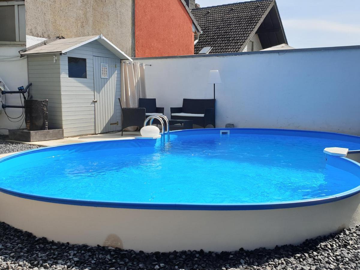 Gapsah-Das Apartment Mit Kino Genhulsen Bagian luar foto